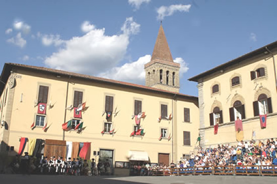 Piazza torre di berta a Sansepolcro